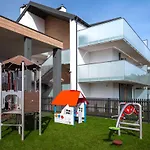 Luxo 04 Apartman *