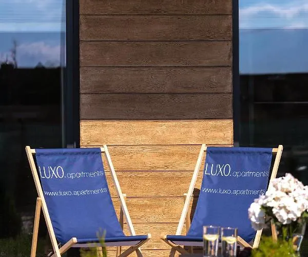 Luxo 04 Apartamento *